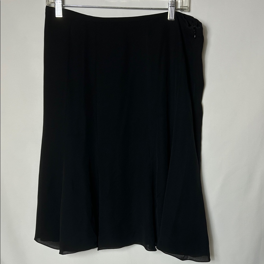 Armani Collezioni Women’s Size 10 Solid Black Lined Side Zip Flowing Skirt